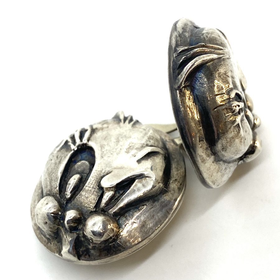 Robert Lee Morris for Looney Tunes Pair of Tweetie Bird Button Earrings - Image 3