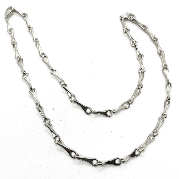 Robert Lee Morris S/S Twisted Rod Chain Necklace