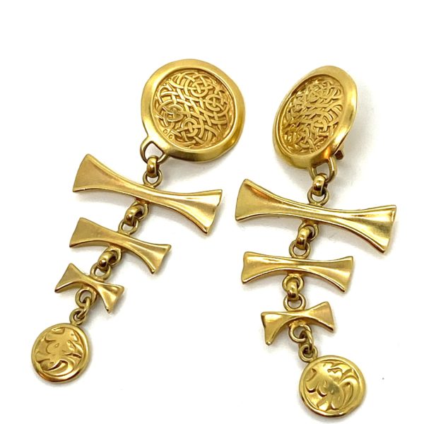 Robert Lee Morris Ribbed Chandelier Drop Earrings