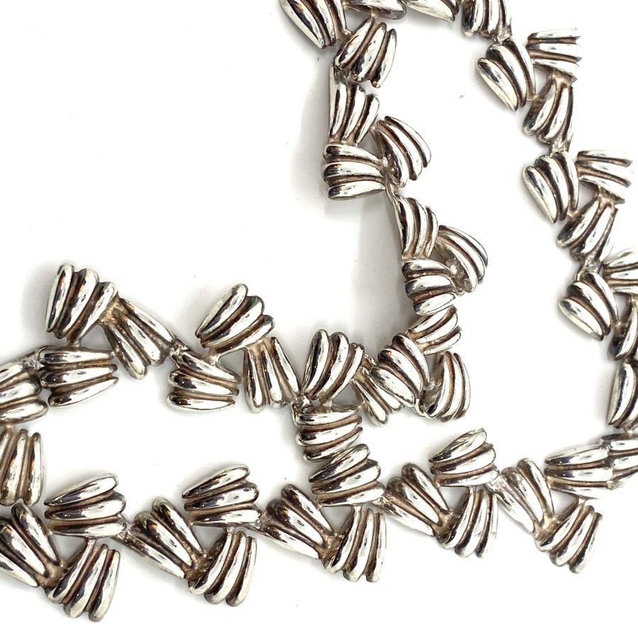 Robert Lee Morris Sterling silver Spinning Ferret Feet Necklace - Image 3