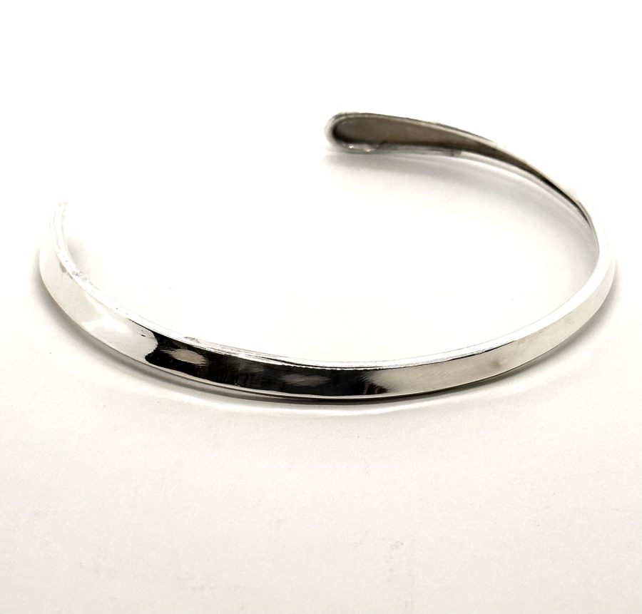 Robert Lee Morris Thin Edgy Sterling Silver Collar Necklace