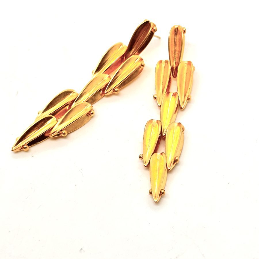 Robert Lee Morris Seven Petite Dart Drop Earring