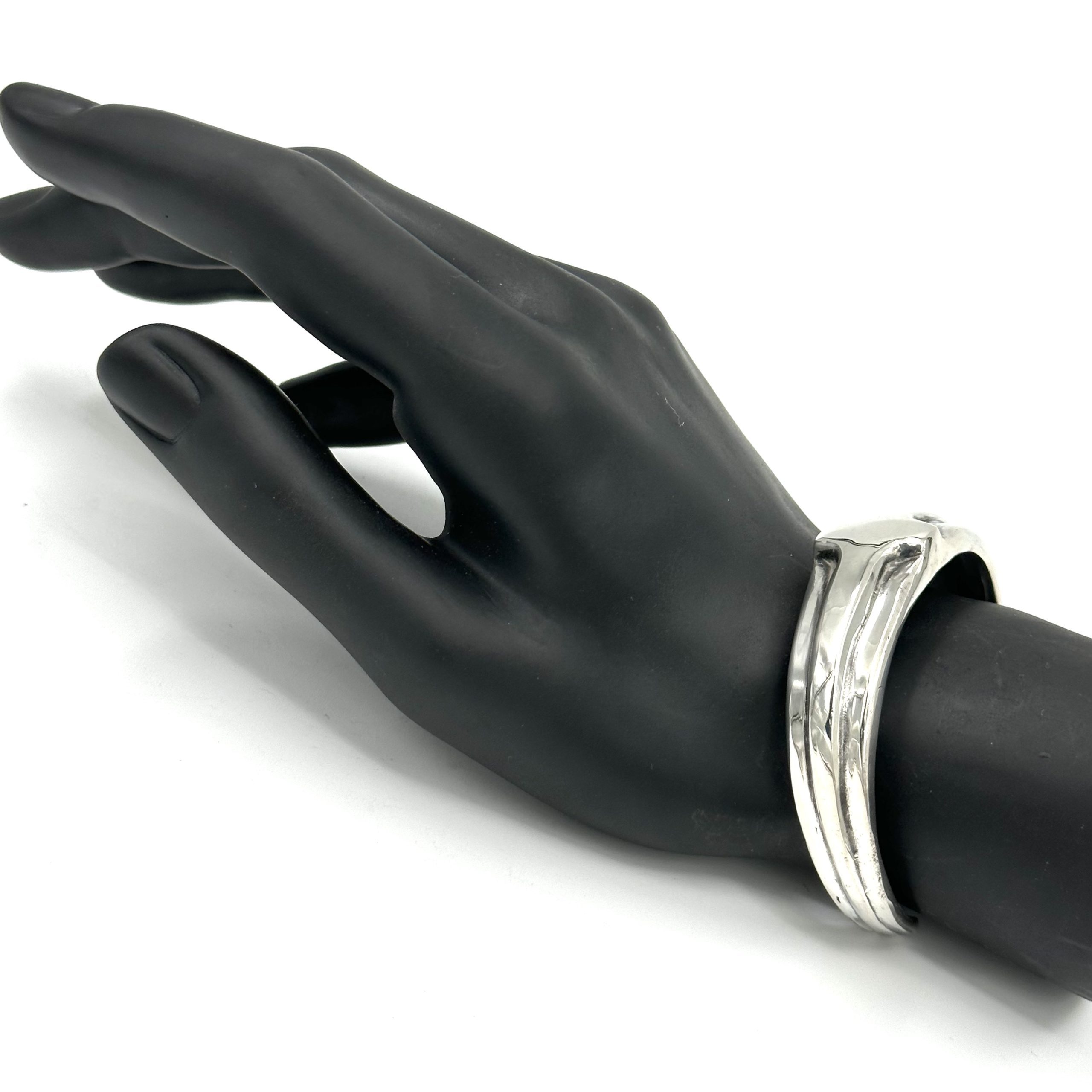 Robert Lee Morris Sterling Silver Thin Cross Cuff - Image 3