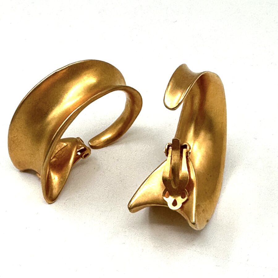 Robert Lee Morris for Donna Karan Scoop Hoop Earrings - Image 3