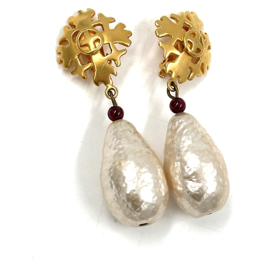 Robert Lee Morris for Donna Karan Lg. Pearl Drop Earring
