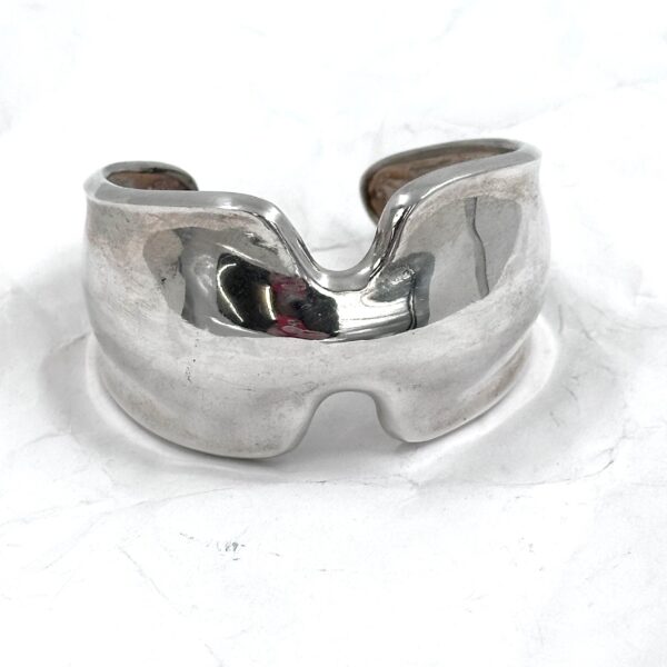 Robert Lee Morris Silver Pinched Gamma Cuff