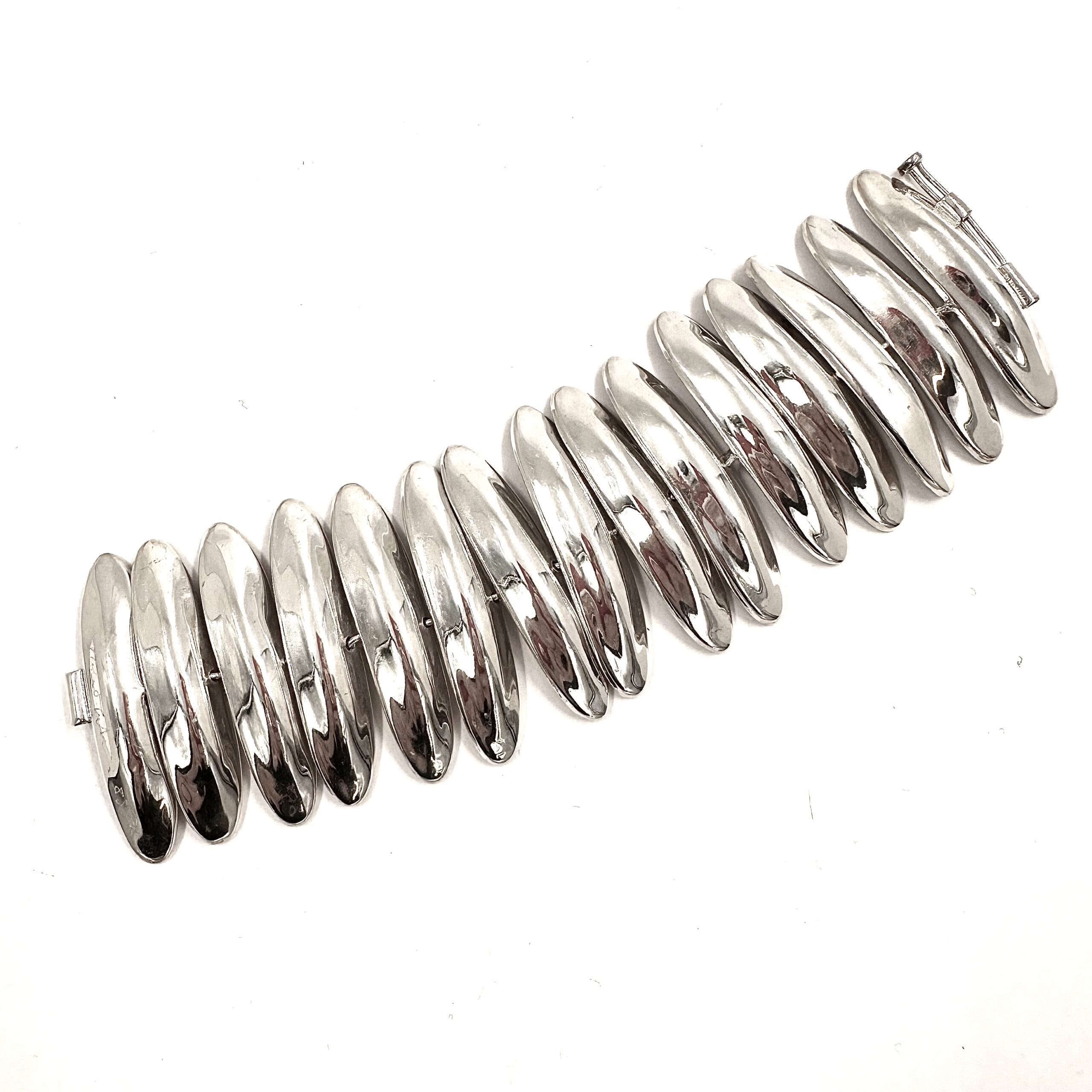 Robert Lee Morris Silver SlugWrap Bracelet - Image 4